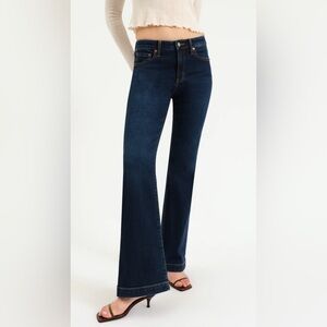 NWT DAZE DENIM The Heartbreaker Mid Rise Flare Jeans in Hitmaker